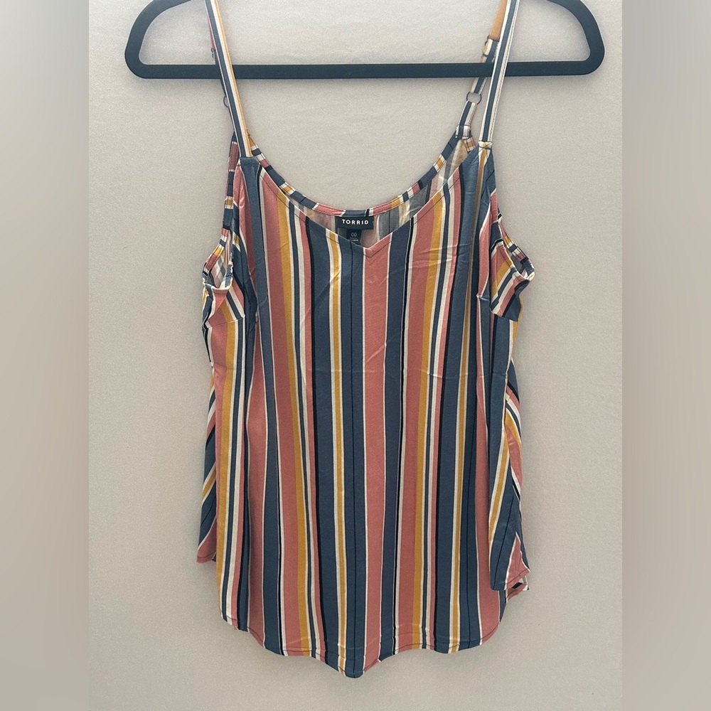 NWT Torrid Ava Multicolored Striped Flowy Tank Top Size 00 - Picture 3 of 6